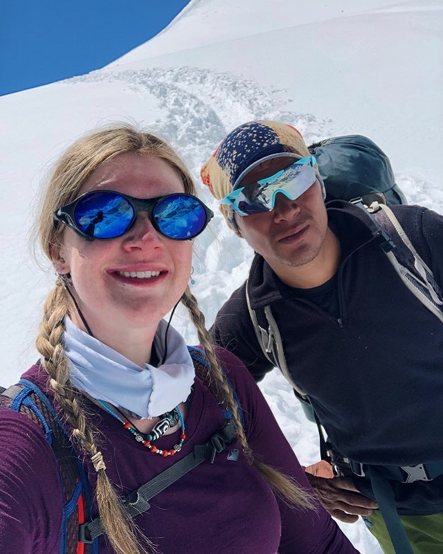 Claire Mackay selfie with Pemba Sherpa