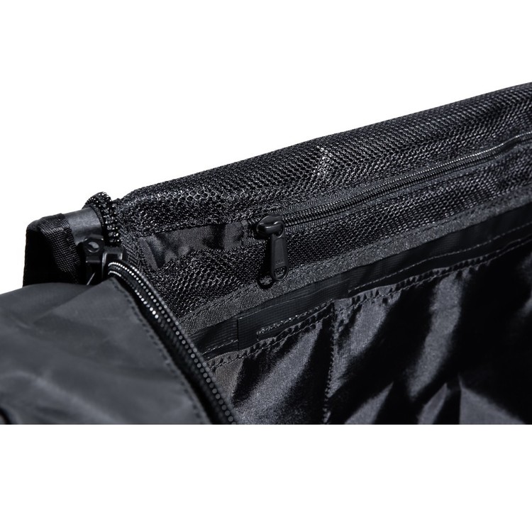 Expedition 90L Duffle Black 90 L Expedition 90L Duffle Black 90 L