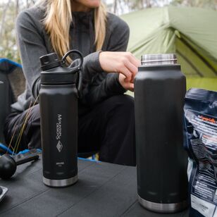 Hydro 900 Insulated Bottle Black 900 mL Hydro 900 Insulated Bottle Black 900 mL