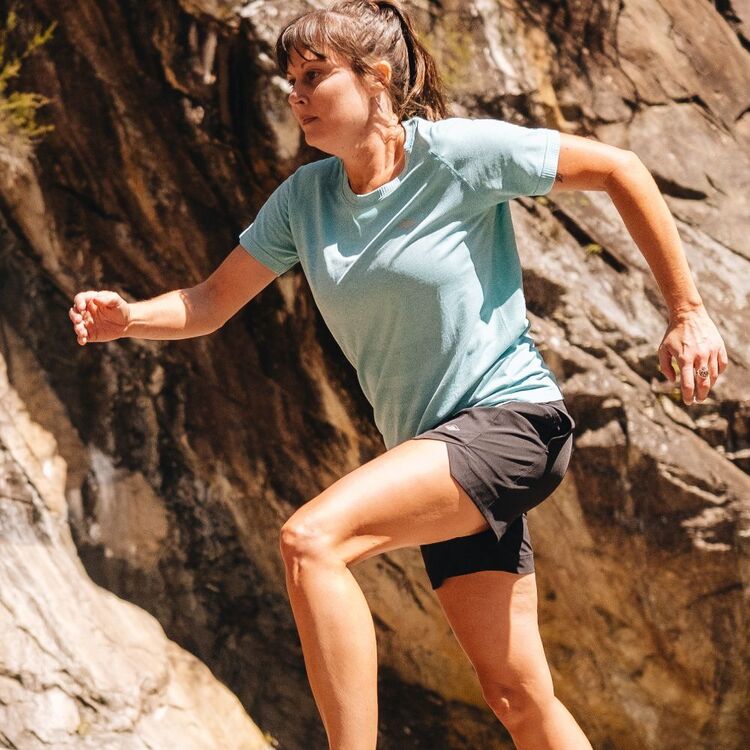 Women's Aventurine Short Black Women's Aventurine Short Black