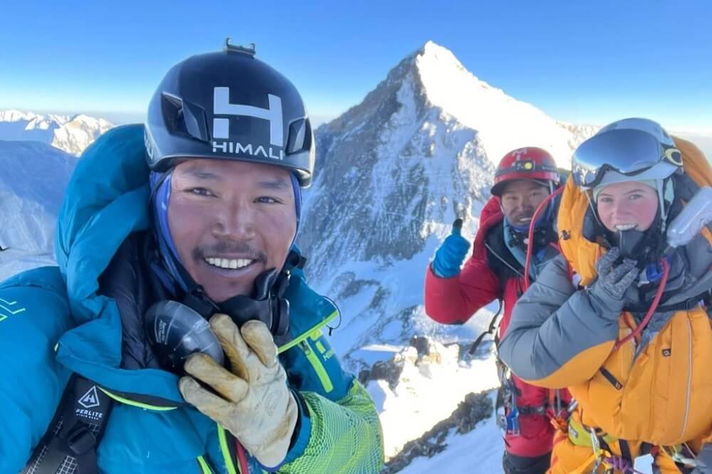 Gabby and her trusted guide, Tendi Sherpa Gabby and her trusted guide, Tendi Sherpa