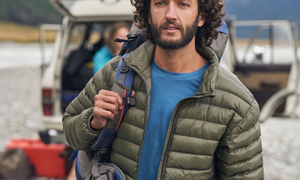 Down vs Synthetic Jackets: Which is Better? Down vs Synthetic Jackets: Which is Better?