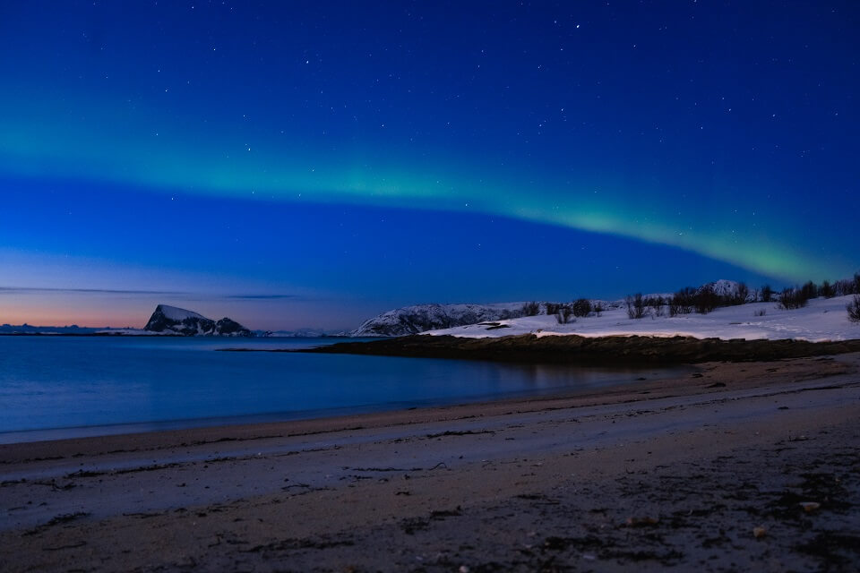 The dance of the Aurora Borealis begins The dance of the Aurora Borealis begins