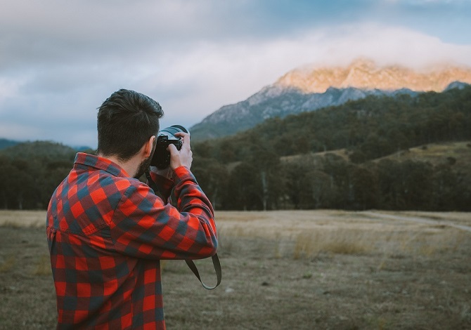 Inspirational Photographers To Follow This Season Inspirational Photographers To Follow This Season