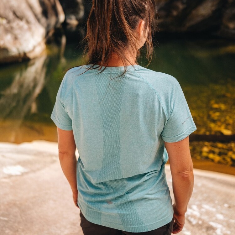 Women's Motion Seamless Tee Teal Melange Women's Motion Seamless Tee Teal Melange