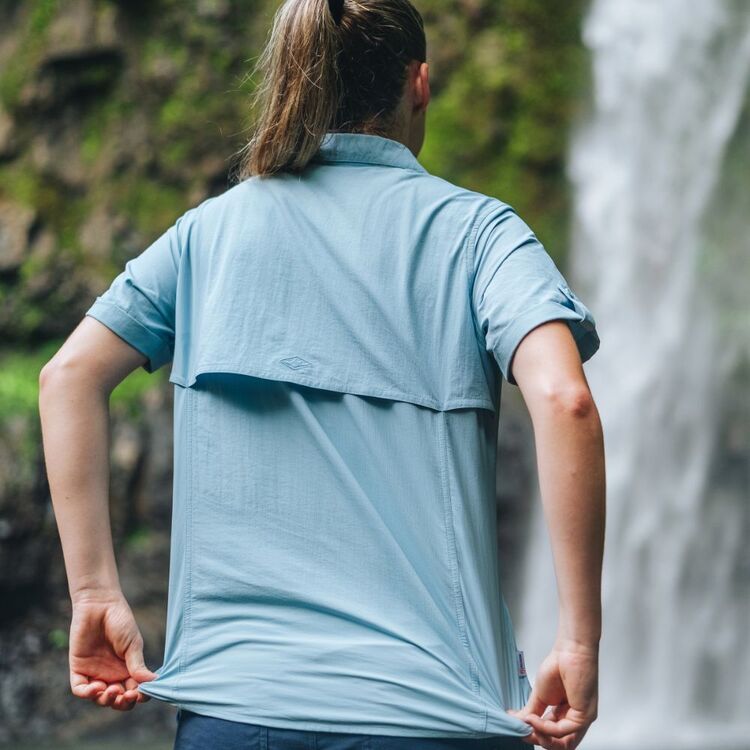 Mountain Designs Women's Wilpena Short Sleeve Shirt Sky Mountain Designs Women's Wilpena Short Sleeve Shirt Sky