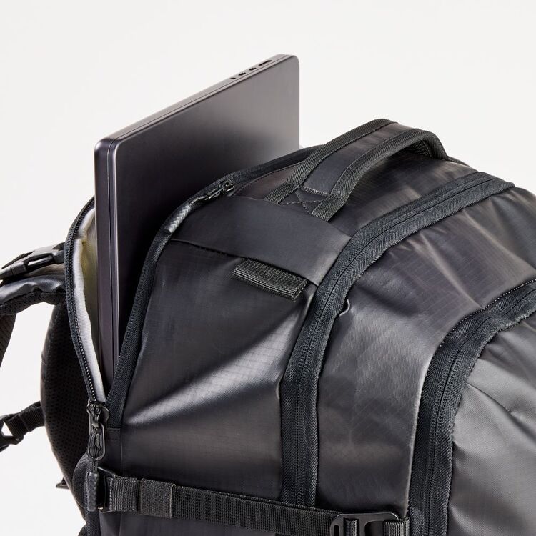 Mountain Designs Jetset Travel Pack 40L Black 40 L Mountain Designs Jetset Travel Pack 40L Black 40 L