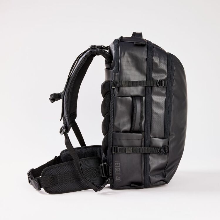 Mountain Designs Jetset Travel Pack 40L Black 40 L Mountain Designs Jetset Travel Pack 40L Black 40 L