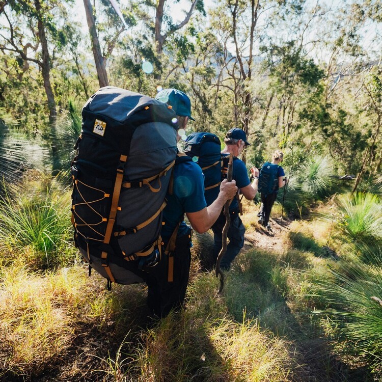 Mountain Designs Edge Legacy Edition Hike Pack Charcoal 70 L Mountain Designs Edge Legacy Edition Hike Pack Charcoal 70 L
