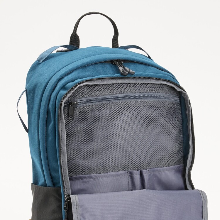 Mountain Designs Odyssey Legacy Edition Travel Pack Deep Teal 60 L + 10 L Mountain Designs Odyssey Legacy Edition Travel Pack Deep Teal 60 L + 10 L