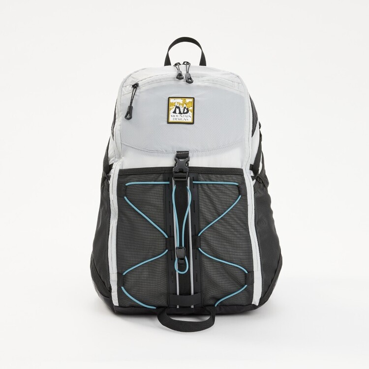Mountain Designs Outrace Legacy Edition Day Pack Charcoal 20 L Mountain Designs Outrace Legacy Edition Day Pack Charcoal 20 L