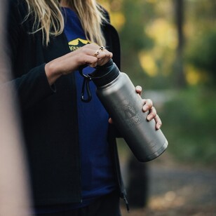 Mountain Designs Hydro Insulated Legacy Edition Water Bottle Silver 1.1 L Mountain Designs Hydro Insulated Legacy Edition Water Bottle Silver 1.1 L
