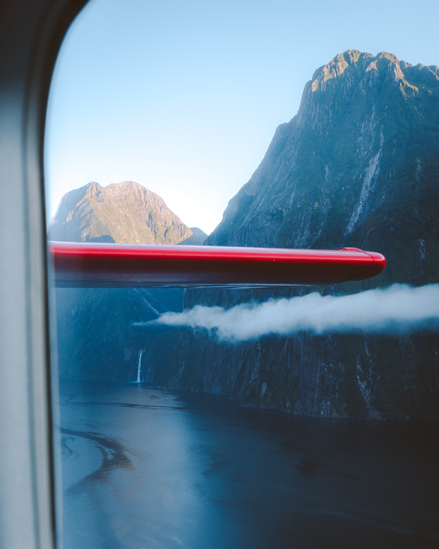 A Spectacular Morning Flying Through Fiordland & Into Milford Sound