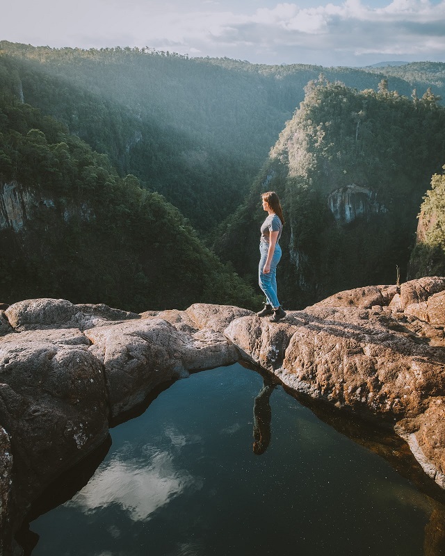 Exploring Tully Gorge National Park