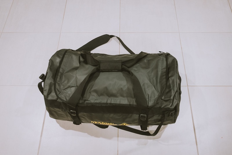 Pack Plenty Of Gear In The Expedition 90L Duffle