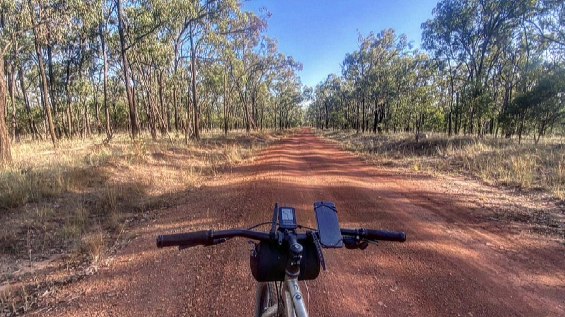 Top Tips For Solo Cycling Long Distances Top Tips For Solo Cycling Long Distances