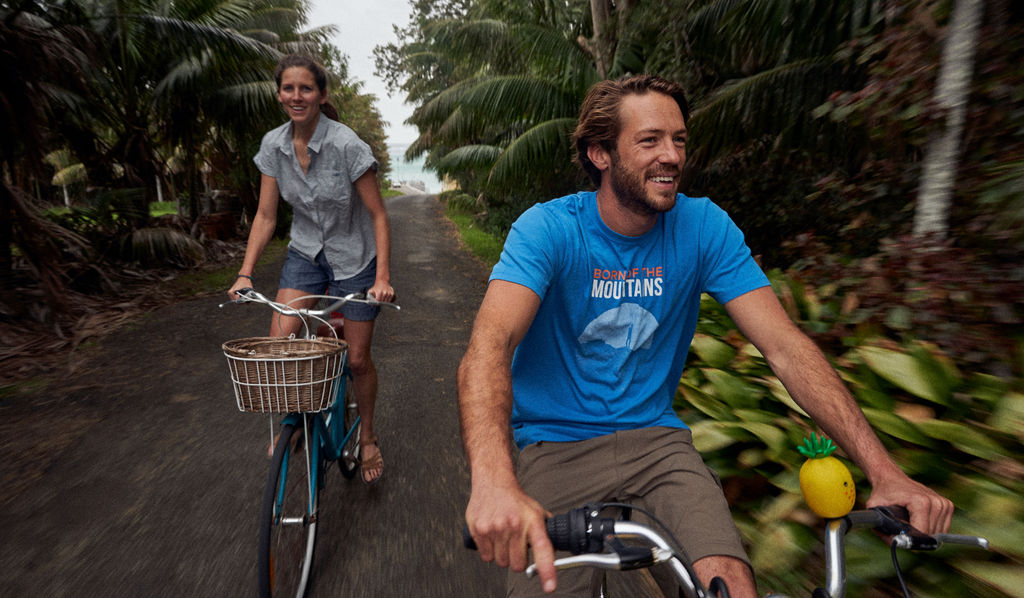 Cycling around the Island